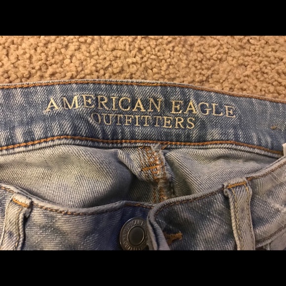 American Eagle boyfriend ripped jeans - Picture 3 of 4
